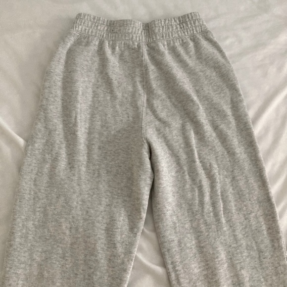 Hollister Light Grey Sweatpants - Picture 4 of 5
